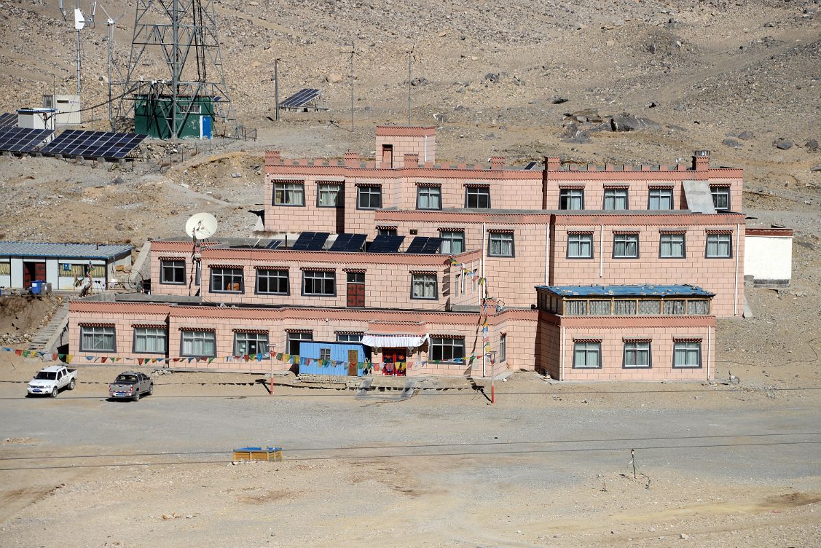 22 Rongbuk Everest Hotel Near Mount Everest North Face Base Camp In Tibet